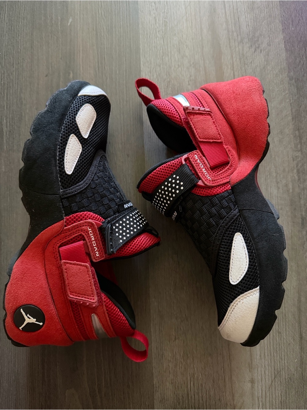Boy’s Air Jordan Trunner LX - Red and Black